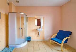 Отель Green-Hotel Киев Бюджетный двухместный номер с 2 отдельными кроватями-7